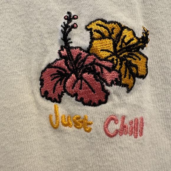 Lot of 2 Pac Cares Shirts Small White Yin Yang Just Chill Floral Graphic Tees - Picture 5 of 16